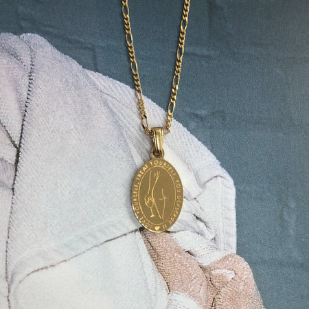 25%OFF Vino tinto pendant necklace/ GOLD or SILVER